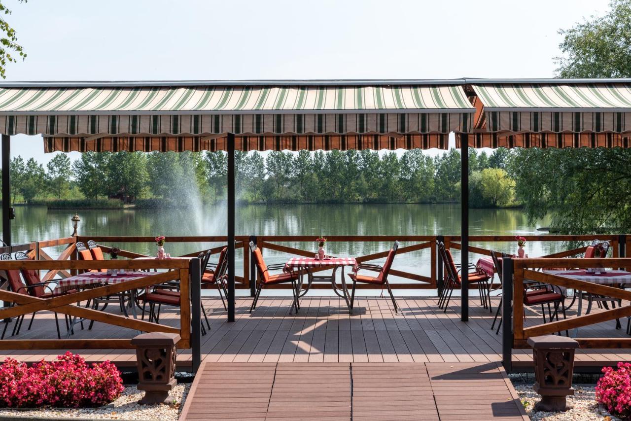 Hotel Bibic Es Tueskevar Etterem Es Horgaszto Nyíregyháza Dış mekan fotoğraf